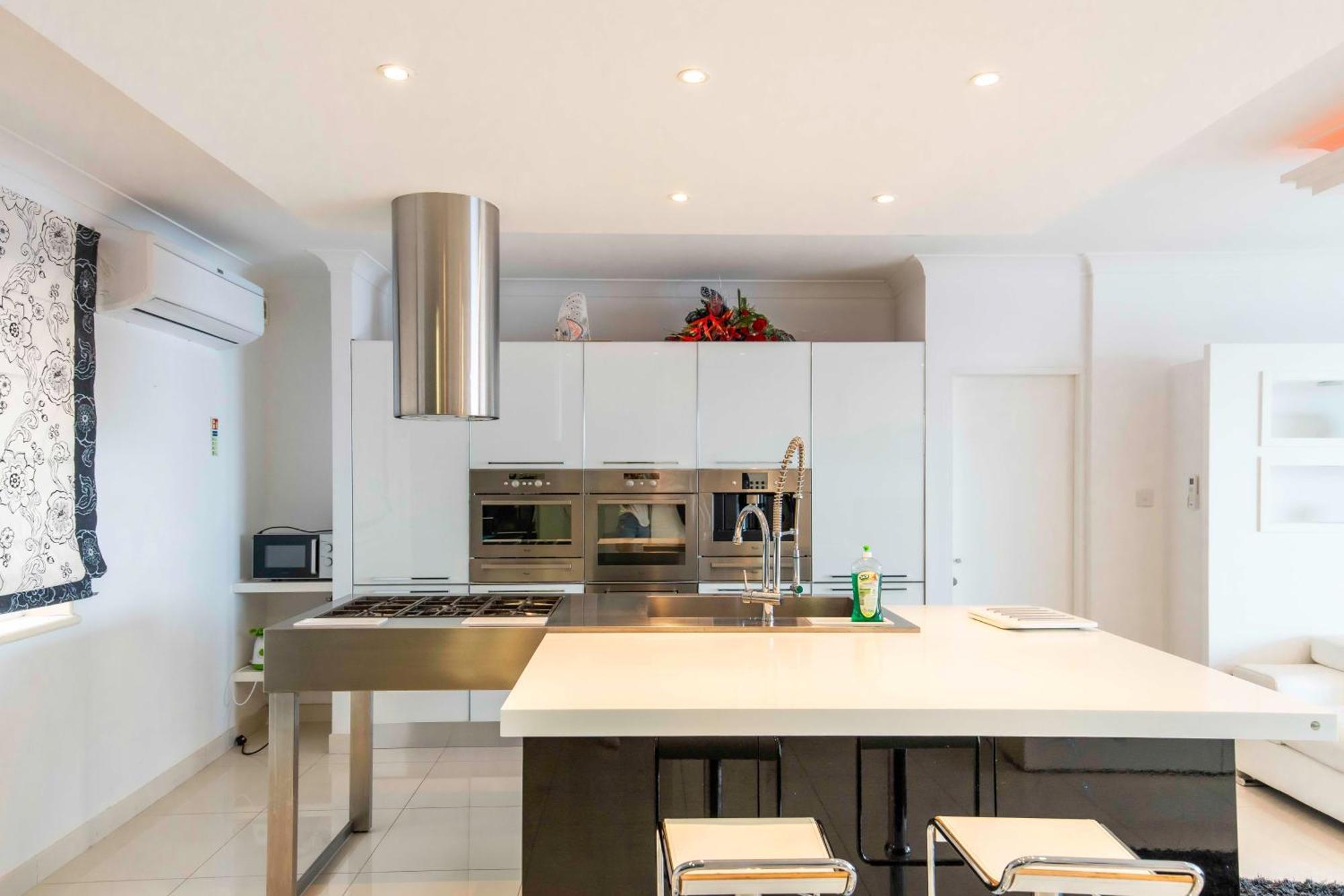 Apartamento Oceanfront 3Br Penthouse Luxury & Views In Sliema Exterior foto