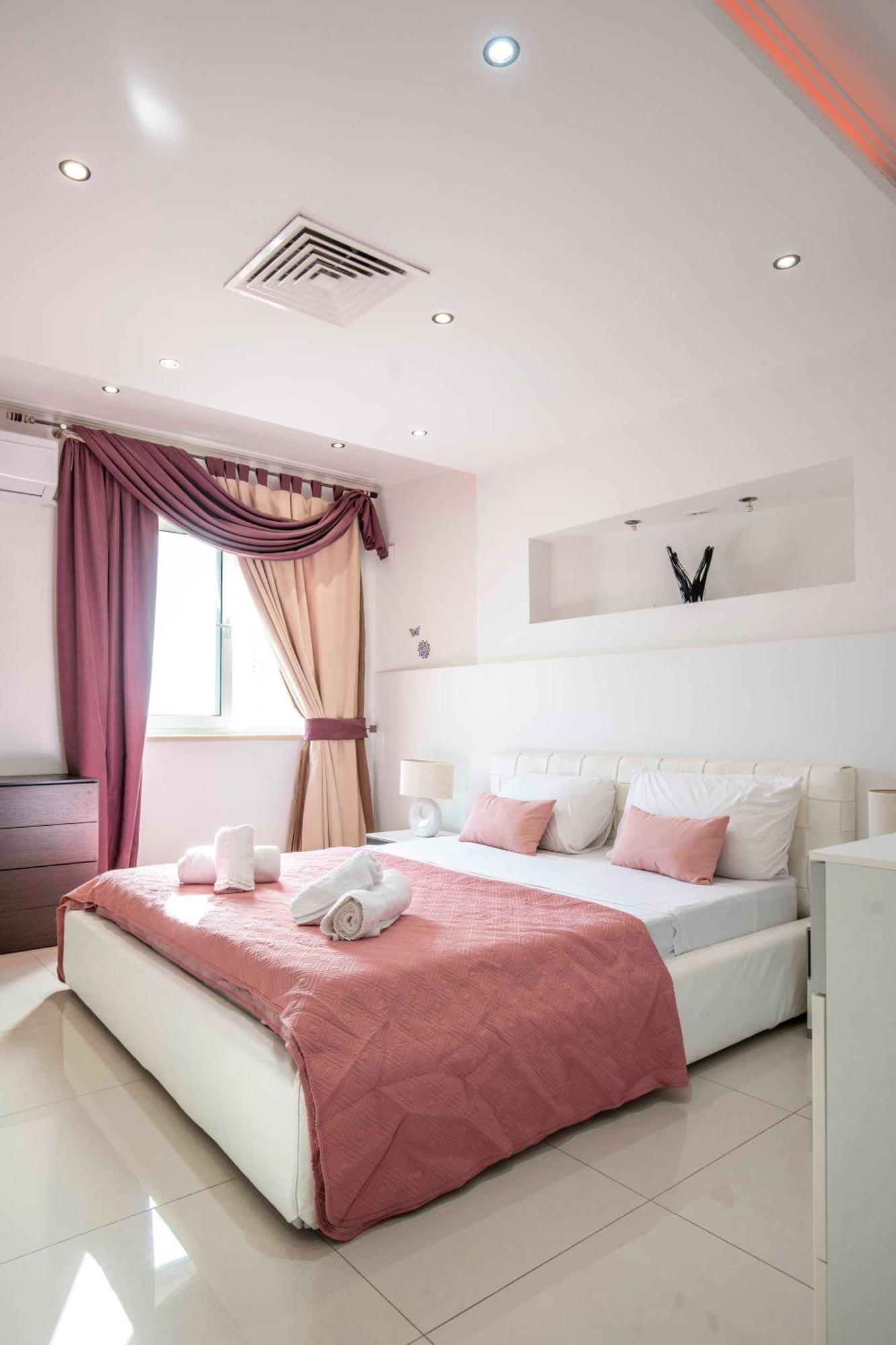 Apartamento Oceanfront 3Br Penthouse Luxury & Views In Sliema Exterior foto