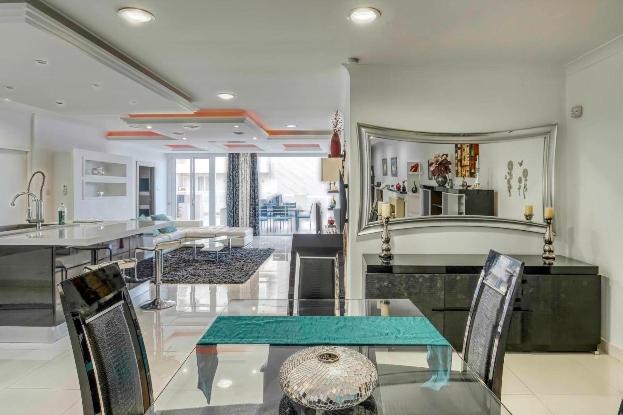 Apartamento Oceanfront 3Br Penthouse Luxury & Views In Sliema Exterior foto